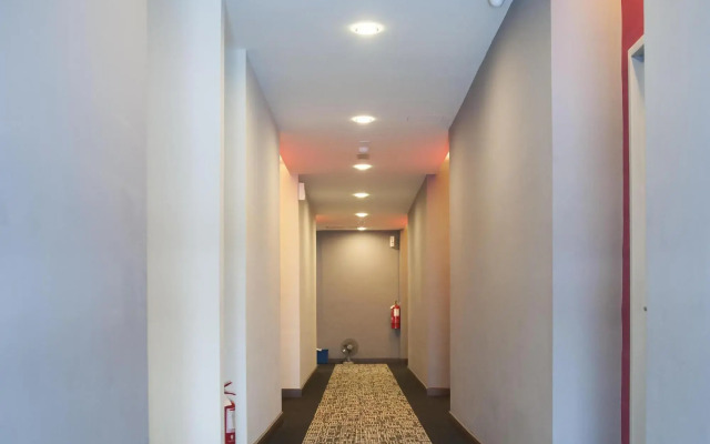 Indra Hotel