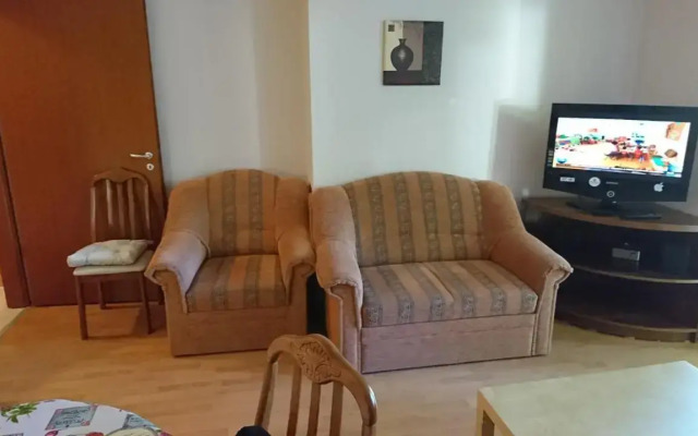 Villa Palazzo Apartments
