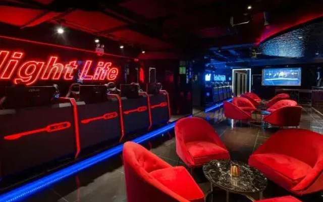 PK e-sports Hotel (Shanghai Songjiang University Town)