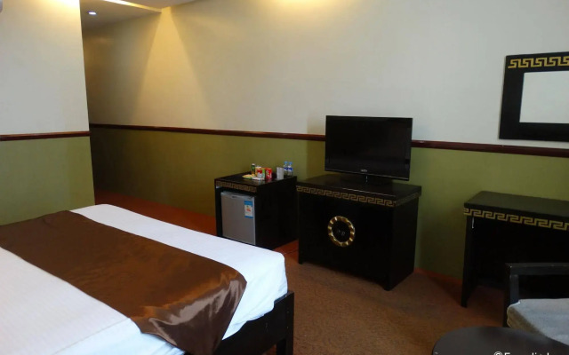 Manila Crown Palace Hotel