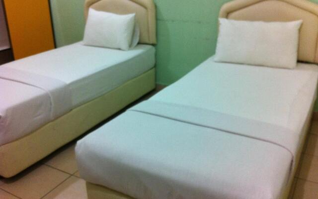 Ocean Hotel Sungai Besar