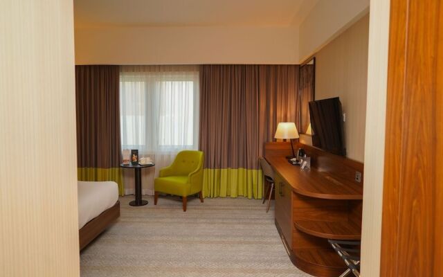 The Grand Lux Hotel
