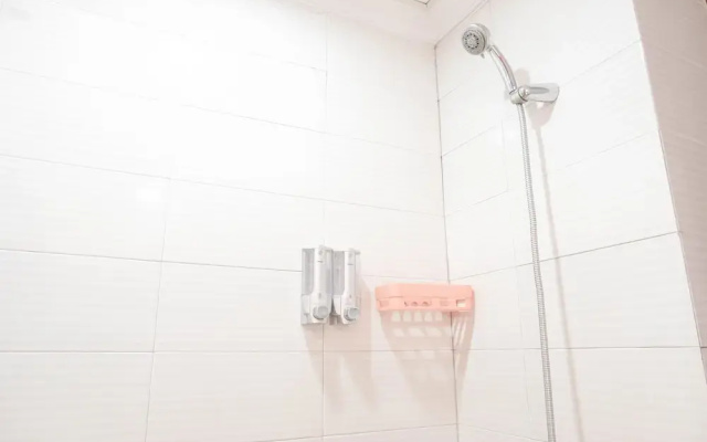 Nice And Comfort Studio At Margonda Residence 3 Apartment