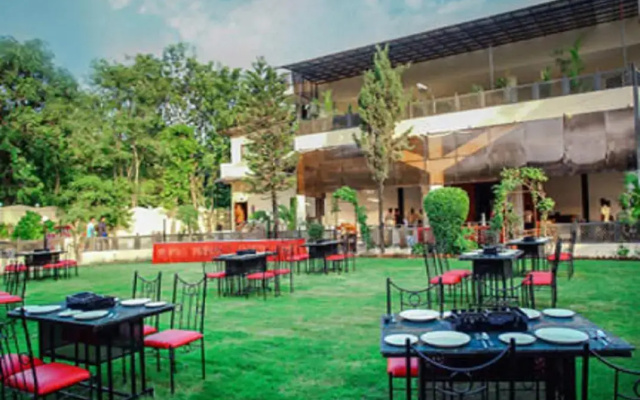 Hotel Saroj Sagar - Sagar