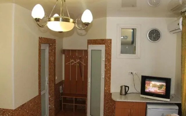 Alexandr House