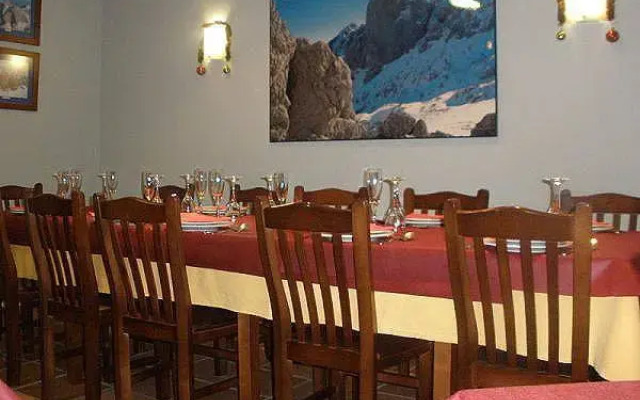 Hotel Restaurante Sotres