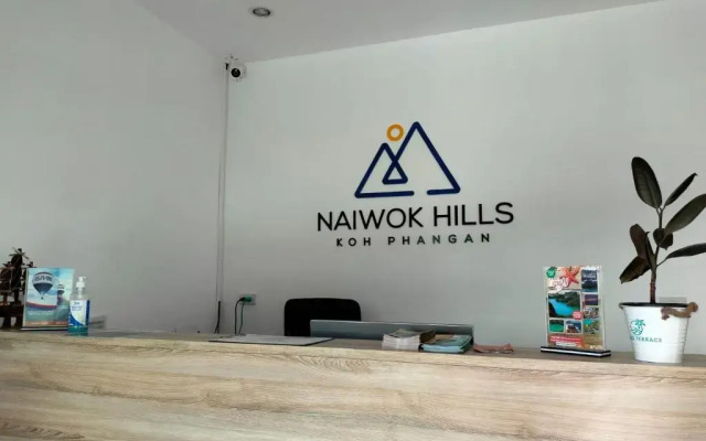 Naiwok Hills