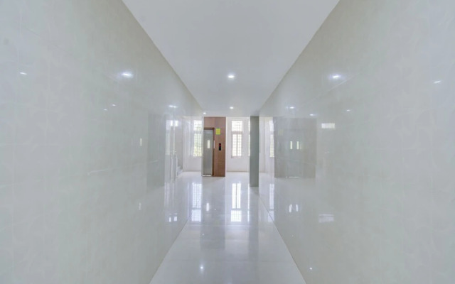 OYO 30435 Mahalashmi Park Hotel