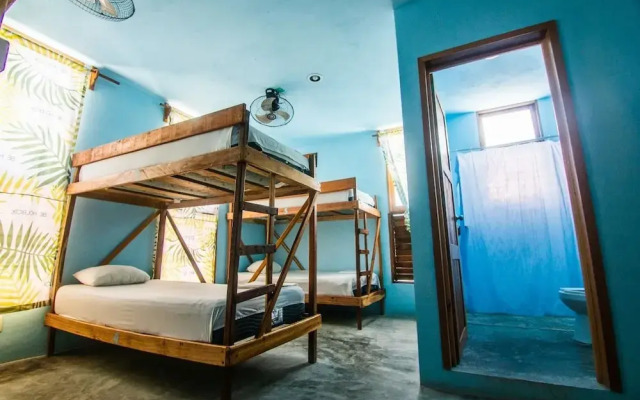 Be Holbox