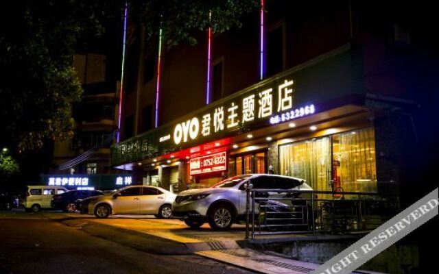 Oyo BOLUO Grand Hyatt theme hotel (BOLUO Center store)