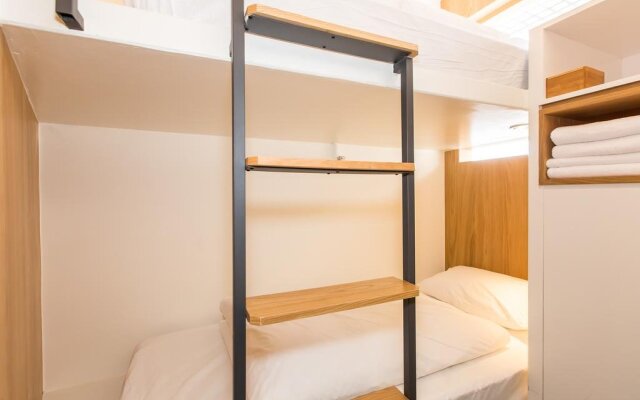 Muiu Inn Capsule Hotel