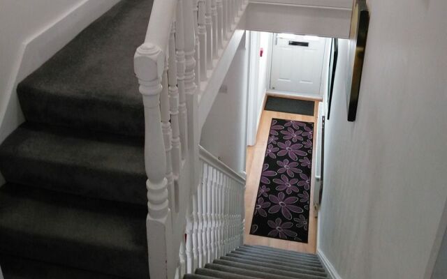 Pleasant Court Guest House