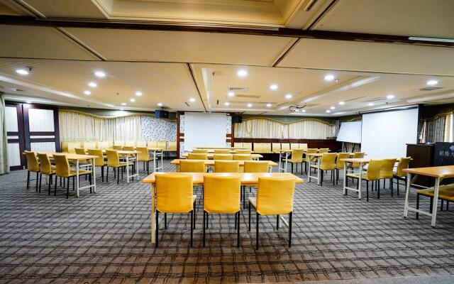 Tainan Cambridge Hotel