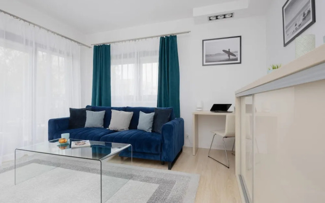 Nad Brzegiem Wisły Warszawa by Renters