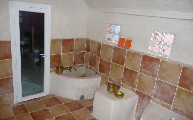 Auberge le Maquis