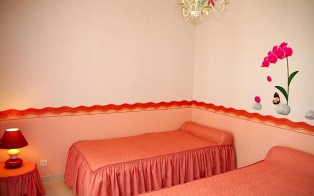 Wonderfully landscaped garden and nice house