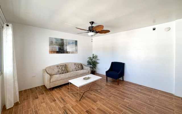 Spacious 3BR House Near Iconic Sandy Beach