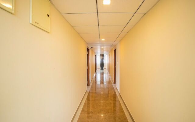 Oyo 18836 Orchid Suites