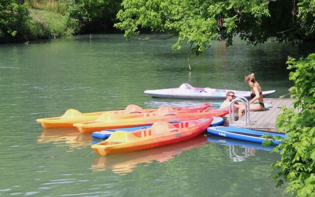 19 Son's Geronimo - Birdhouse Cabin