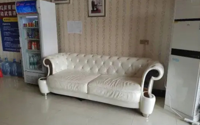 Foshan Xingjia Hotel (Gaoming Avenue)