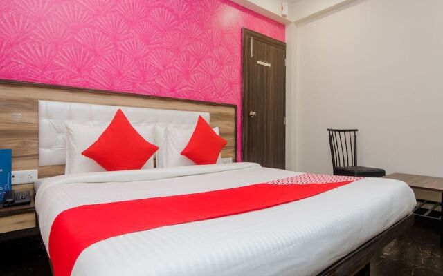 OYO 12894 Bunty Residency