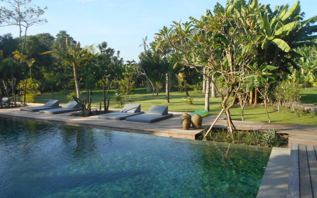 Serenity Riverside
