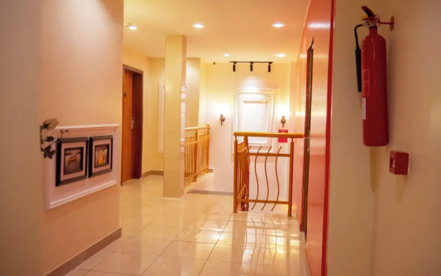 Captain Residency Hotel