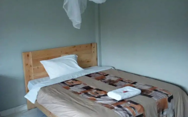 Sweet Hut Hotel