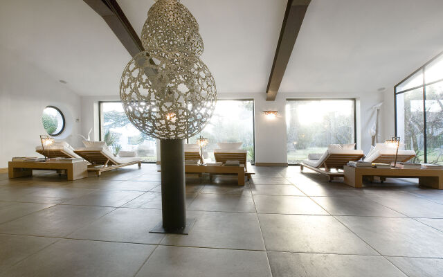 Le Clos Saint-Martin Hôtel & Spa