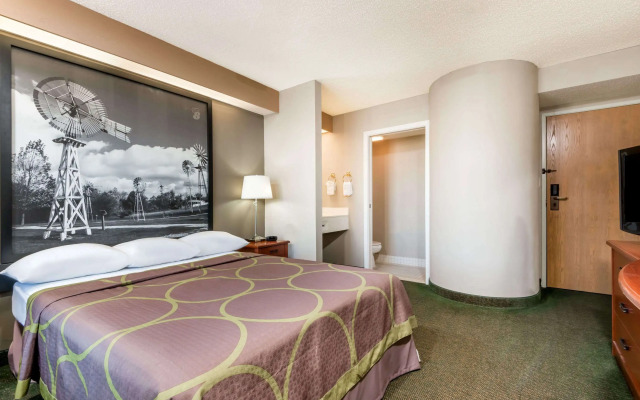 Super 8 by Wyndham Jasper