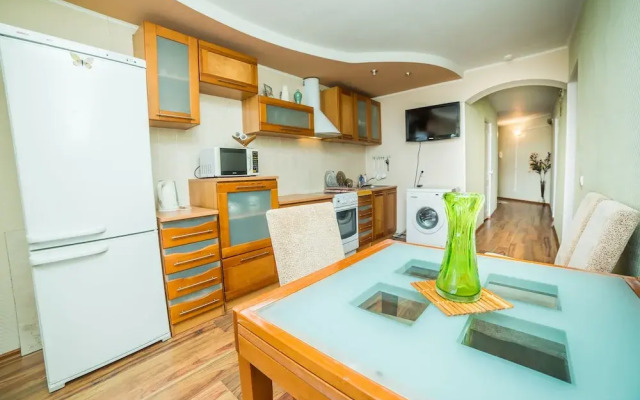 Apartment on Fastovskaya St. 14