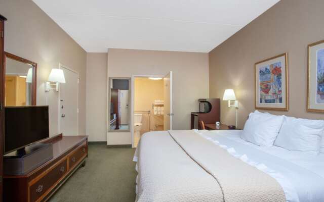 Days Inn by Wyndham Statesboro