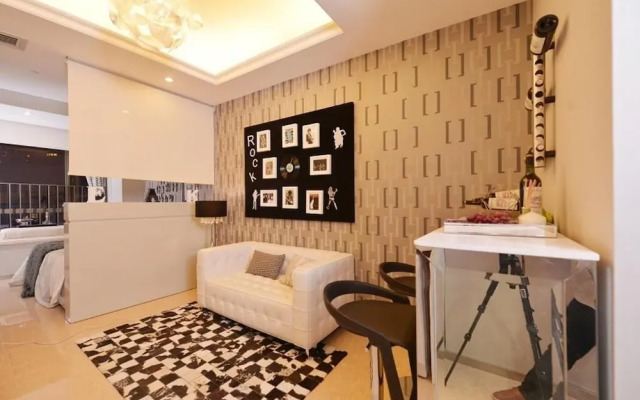 Royal River Apartment