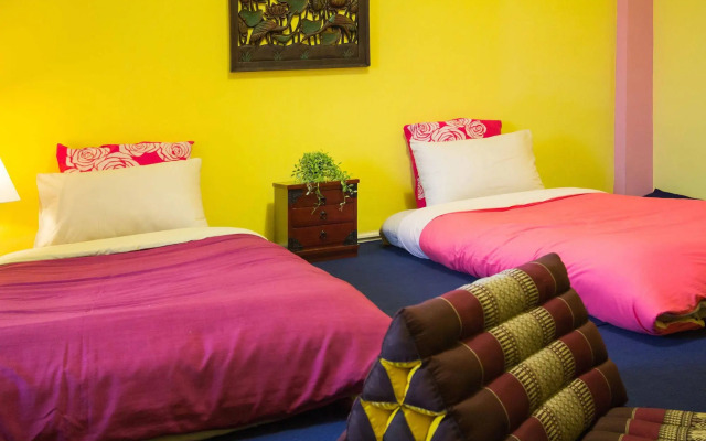 Thai Chaba Backpackers