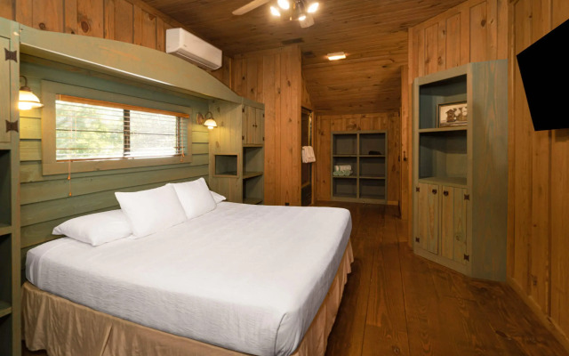 Festiva Cabins at Green Mountain