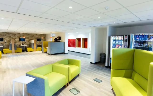 Student Only Abbey House