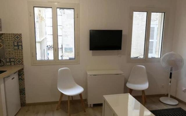 Quiet Studio For 2 Near Palais Des Papes