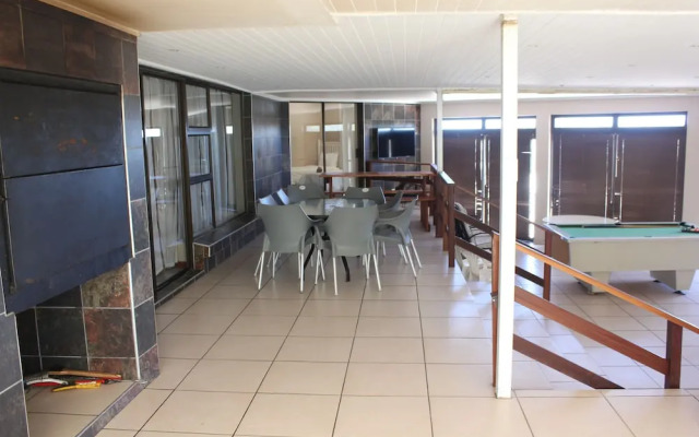 8 Vila Self catering