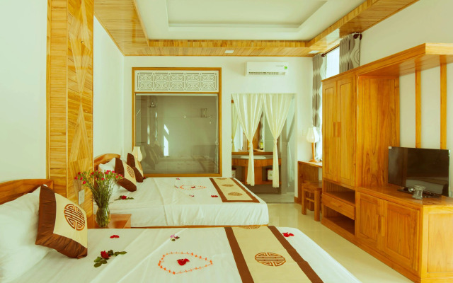 Riverside Plum Garden Homestay