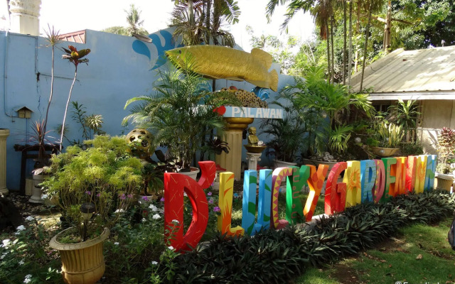 D' Lucky Garden Inn
