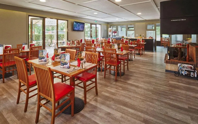 Hôtel Premiere Classe Melun Senart - Vert Saint Denis