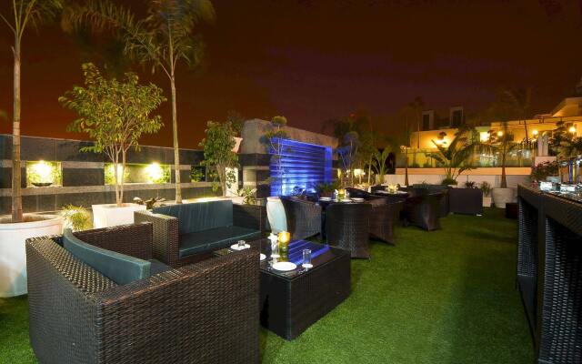 Hotel Swaran Palace