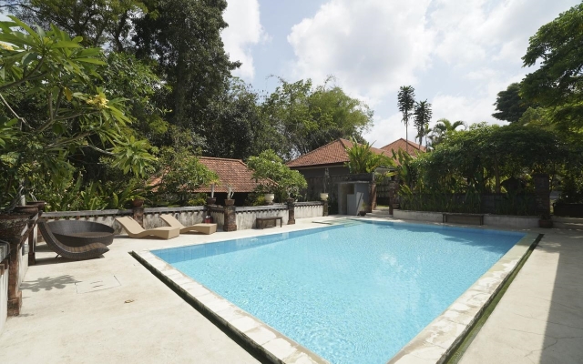 OYO 1840 Kubu Ubud Hotel