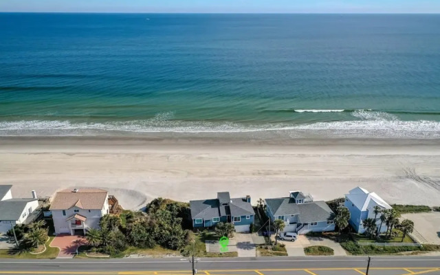 Oceanfront Blissful Sunrises Beach Gear BBQ