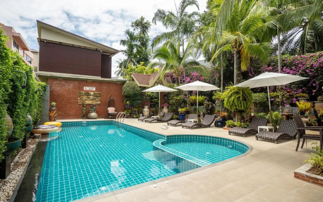Baan Sailom Resort