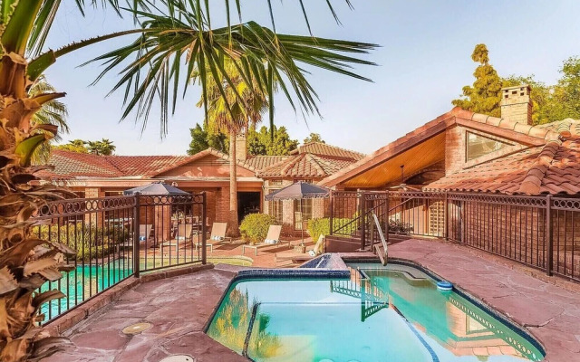 Rancho Cristal - Desert Oasis w Waterslide & Sauna