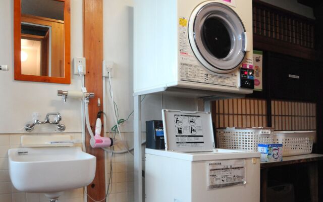 Sakura Guest House - Hostel