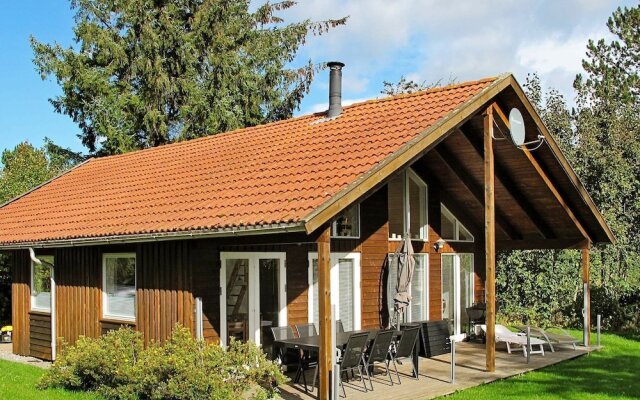 Restful Holiday Home in Stege near Sea