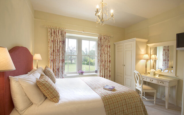 Lovelady Shield Country House Hotel