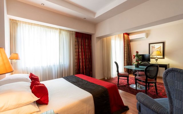 Best Western Plus Embassy Hotel